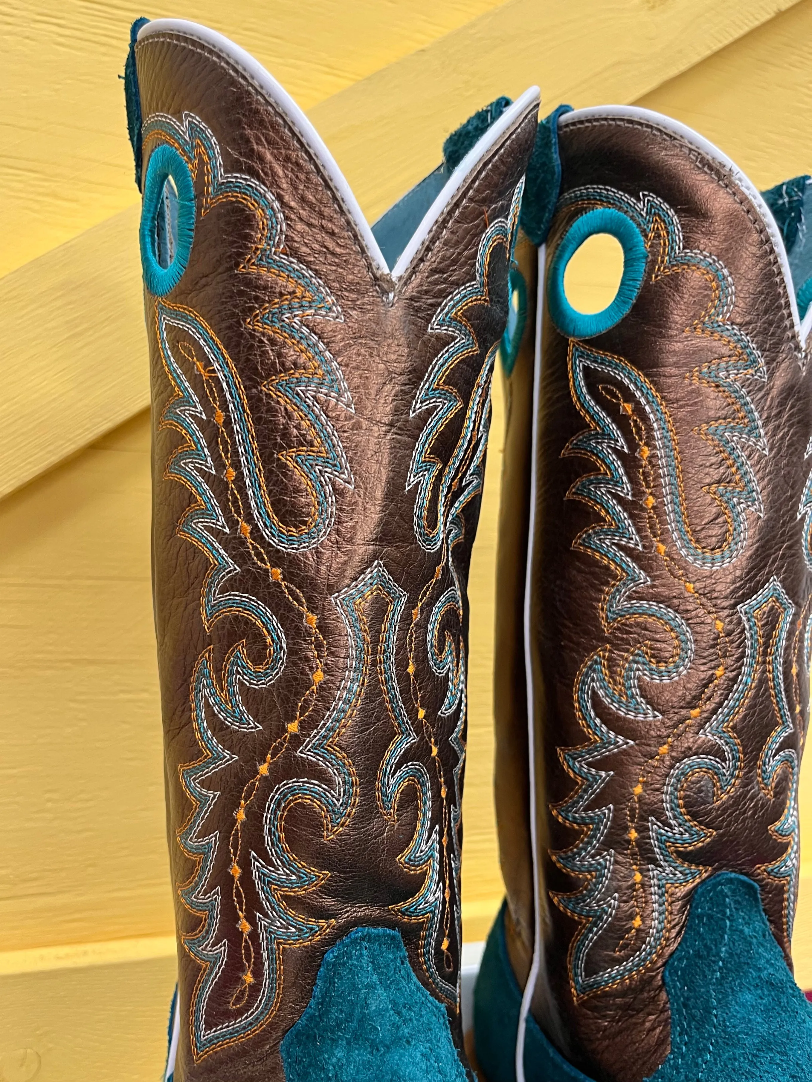 Ariat Women's Futurity Boon Ancient Turquoise Roughout Cowgirl Boots 10044399